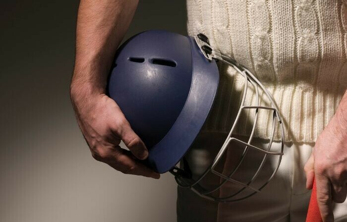 cricket helmet size